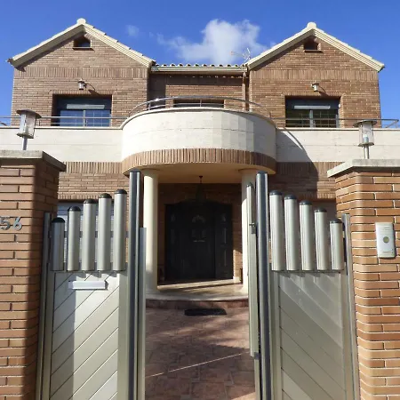 Semesterbostad Moderno Con Piscina En Calafell
