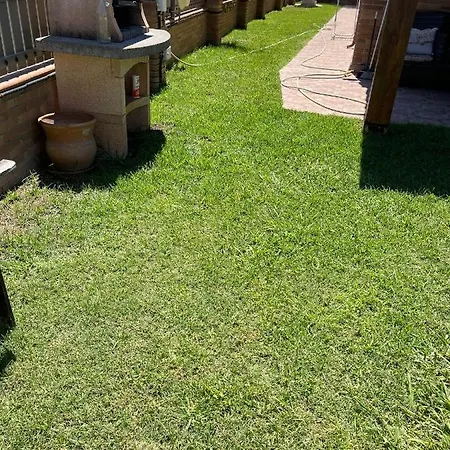 Holiday home Moderno Con Piscina En *