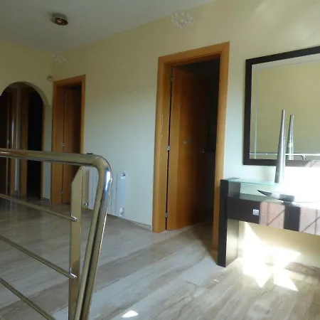 Moderno Con Piscina En Holiday home *