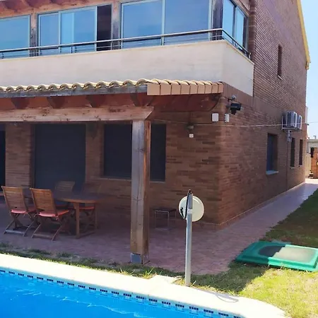 Moderno Con Piscina En Дом отдыха